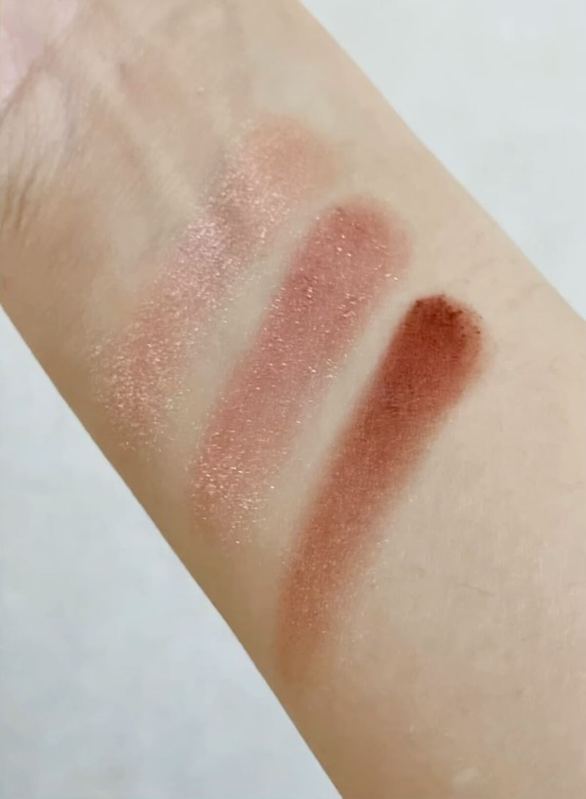 トーンアップアイシャドウ/CEZANNE/アイシャドウパレットを使ったクチコミ（3枚目）