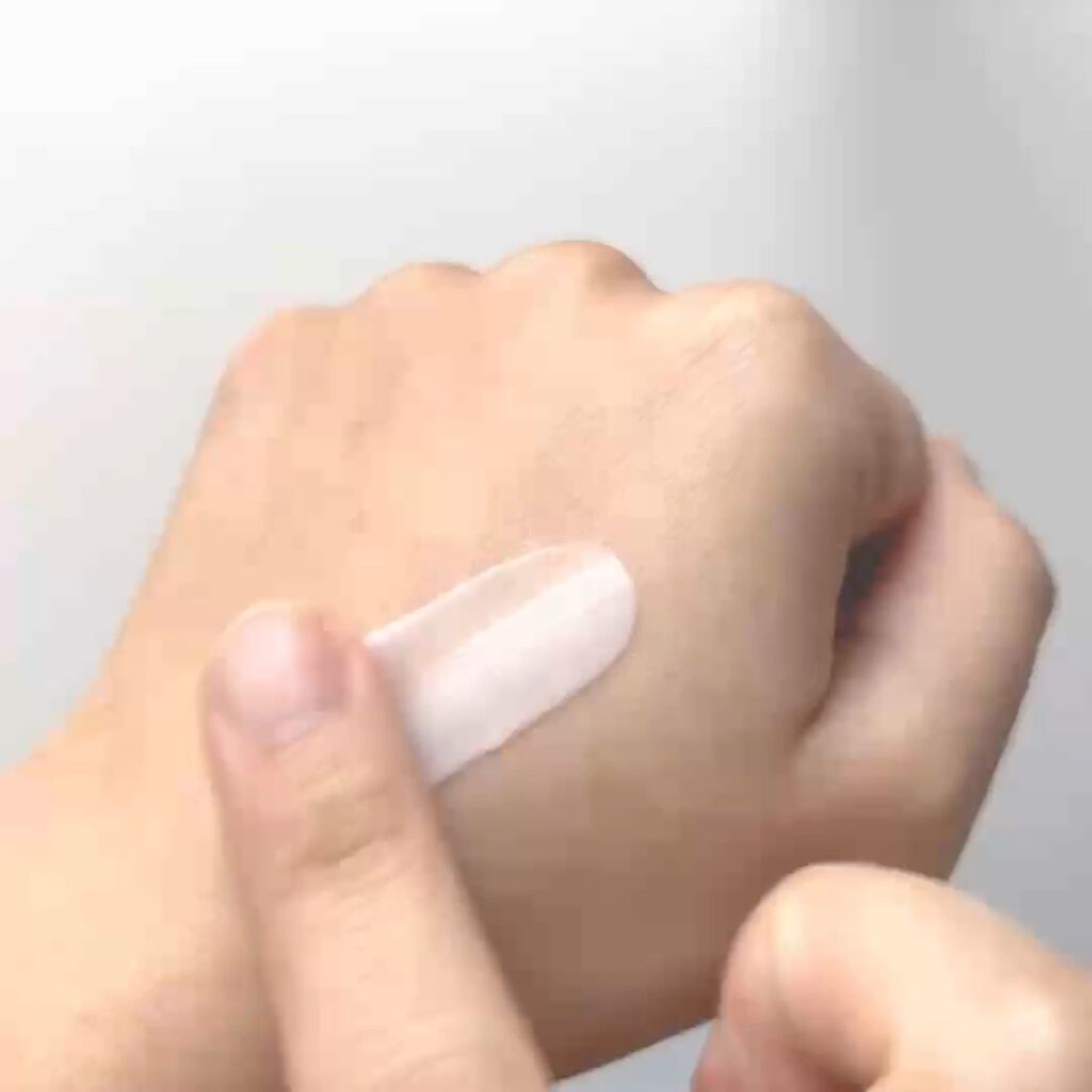 サンシビオ クリーム センシディフェンス/ビオデルマ/フェイスクリームの動画クチコミ3つ目