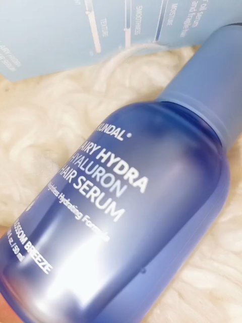 KUNDAL クンダル ヒアルロン エアリー ハイドラ ヘアセラムのクチコミ「


KUNDAL🩵🫧
ヒアルロンエアリーヘアセラム

🤳🏻@kundal.japan


と.....」（2枚目）