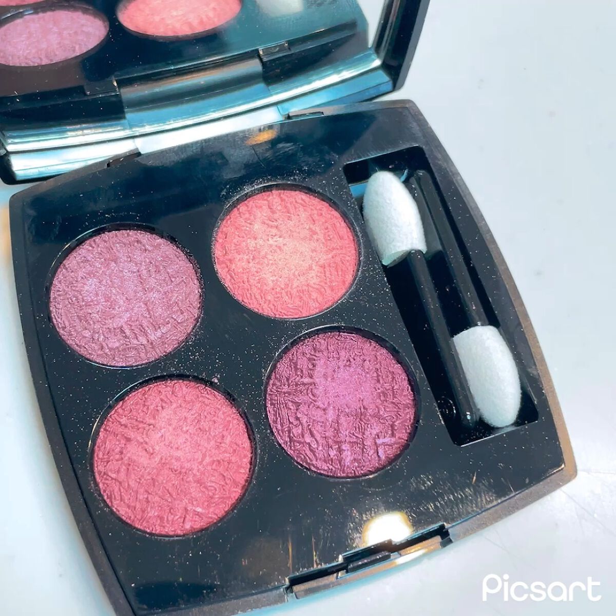 レ キャトル オンブル ツイード/CHANEL/アイシャドウパレットの人気ショート動画