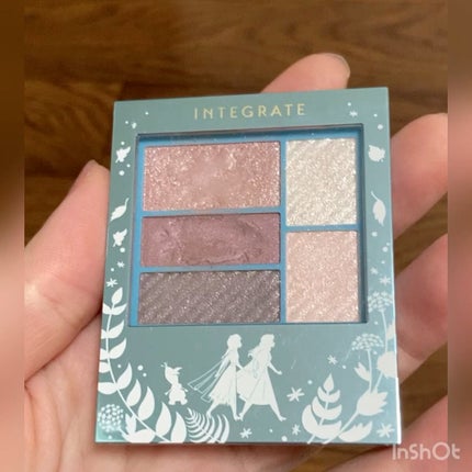 トリプルレシピアイズ/インテグレート/アイシャドウパレットの人気ショート動画