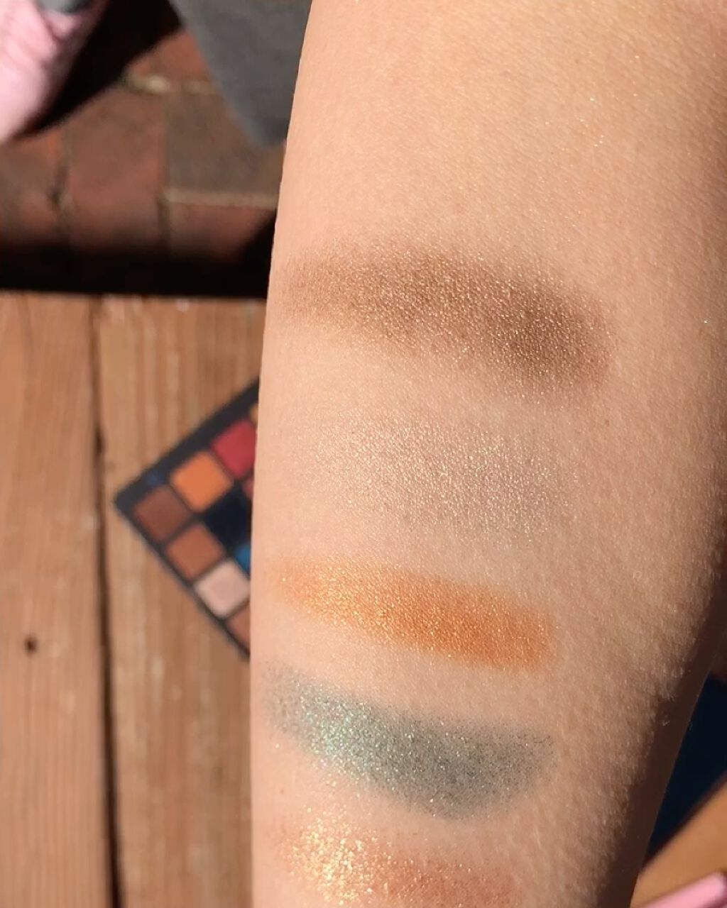  ナターシャ デノナ メトロポリス パレット/Natasha Denona/アイシャドウパレットの動画クチコミ4つ目