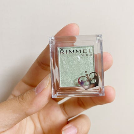 プリズム パウダーアイカラー/リンメル ロンドン/単色アイシャドウの人気ショート動画