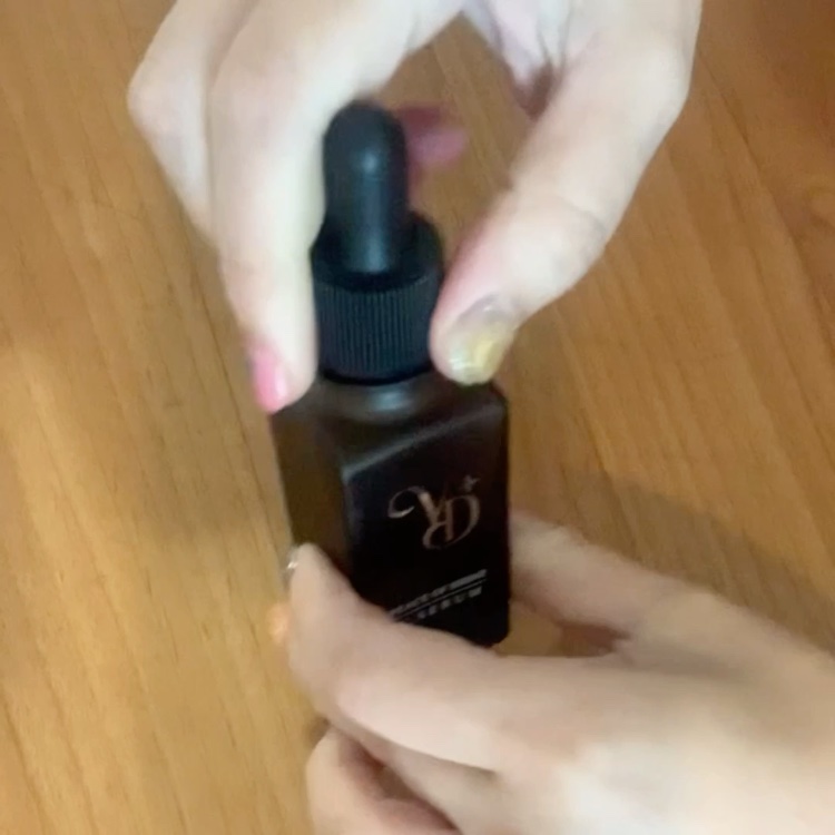 ビタドロップ/peace of shine/美容液の動画クチコミ1つ目