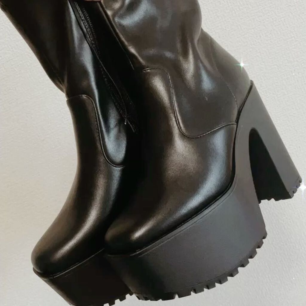 ボリュームヒールブーツYG+E/GU/その他を使ったクチコミ（2枚目）