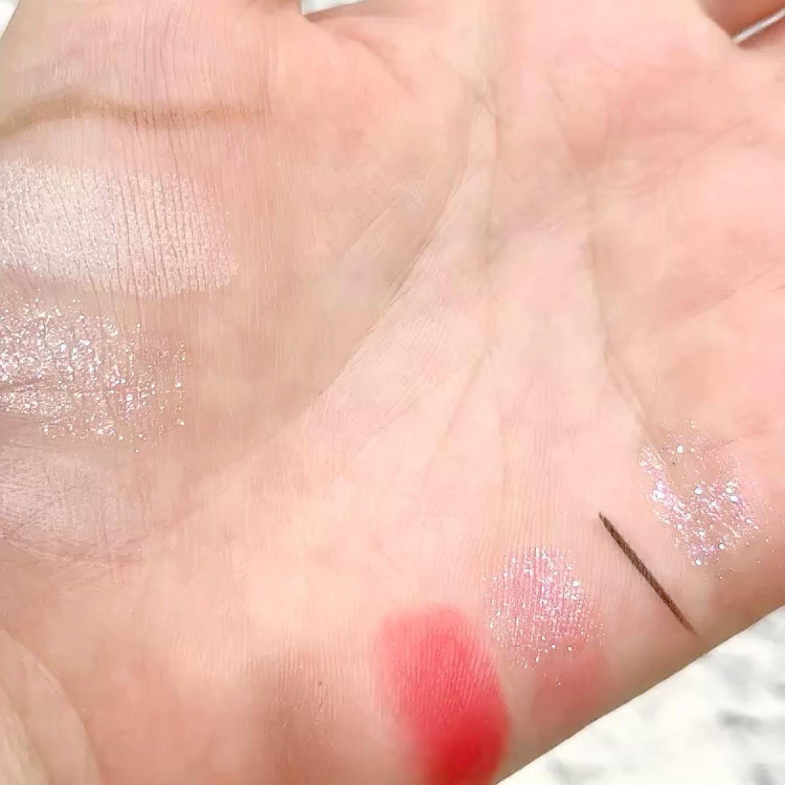 ウォンジョンヨ　ダイヤモンドライナー/Wonjungyo/リキッドアイシャドウを使ったクチコミ（2枚目）