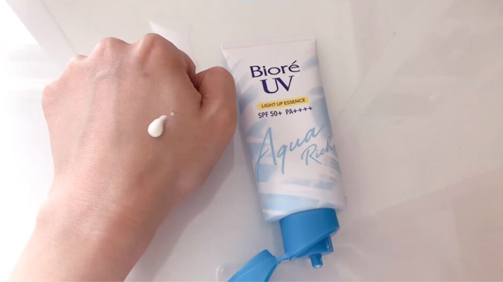 ビオレUV アクアリッチ ライトアップエッセンス/ビオレ/日焼け止めクリームを使ったクチコミ（3枚目）