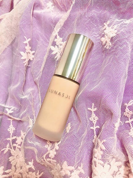 ライトスプレッドクリーミィリクイド/LUNASOL/リキッドファンデーションの人気ショート動画