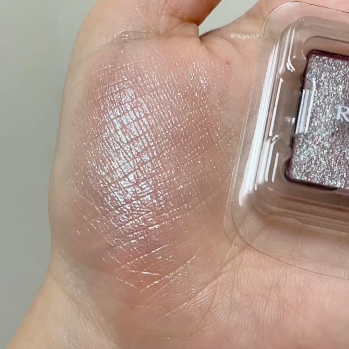 RMK インフィニシェイド シングル アイシャドウ/RMK/単色アイシャドウを使ったクチコミ（2枚目）