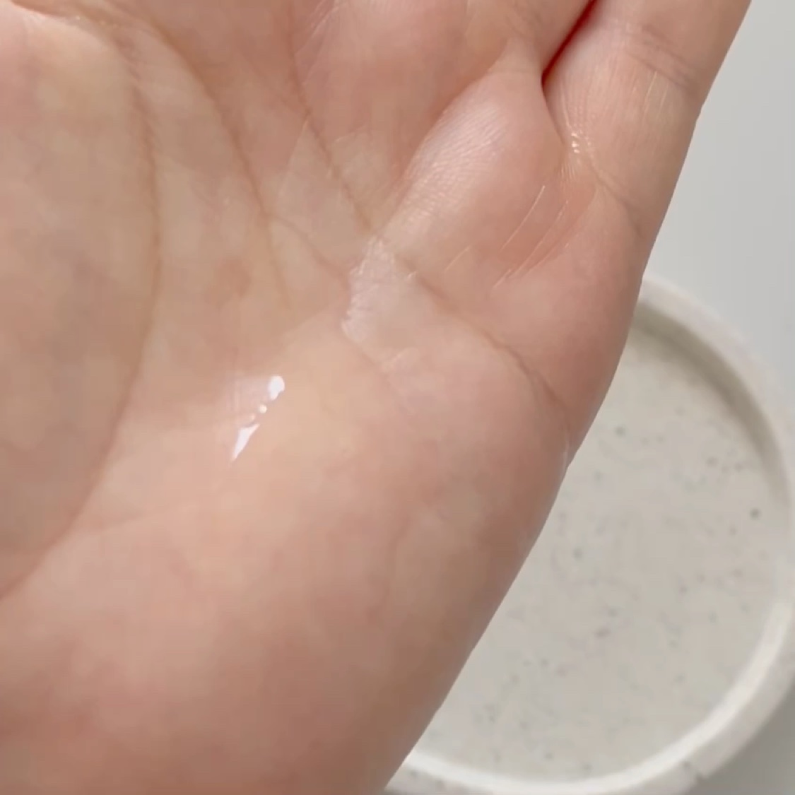 モイスチャーダメージケア ヘアオイル/Aquall/ヘアオイルの動画クチコミ4つ目