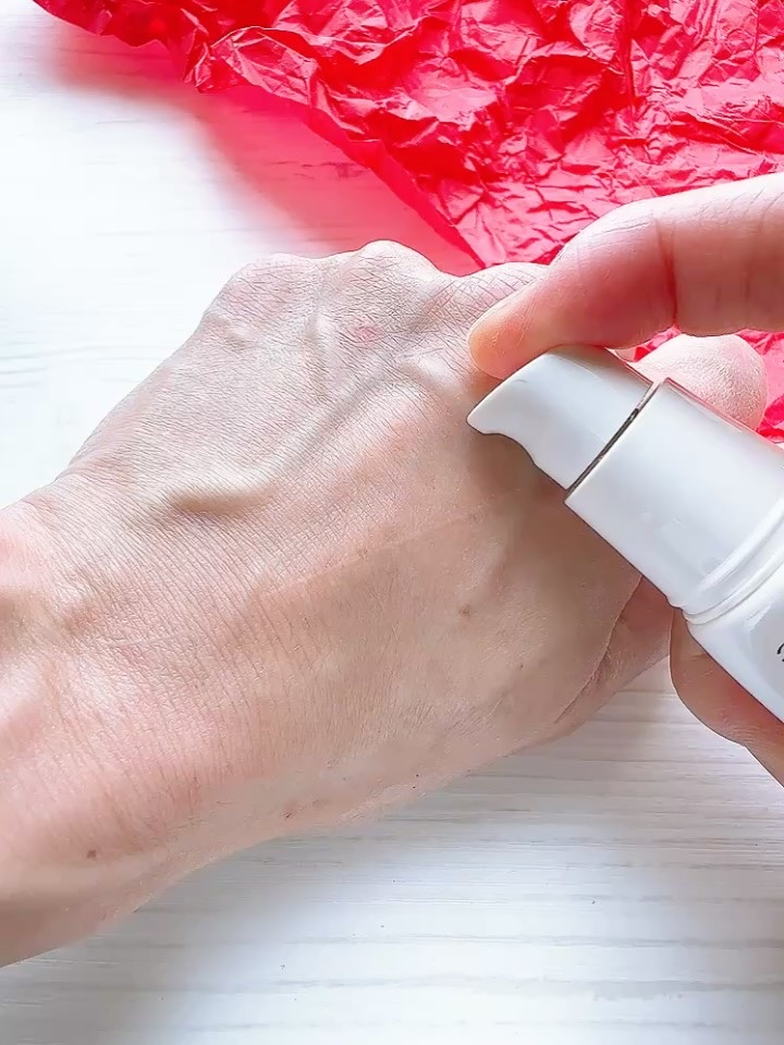 ザ マルチタスカー プライマー/リンメル ロンドン/化粧下地の動画クチコミ1つ目