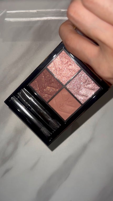 クチュール ミニ クラッチ/YVES SAINT LAURENT BEAUTE/アイシャドウパレットの人気ショート動画