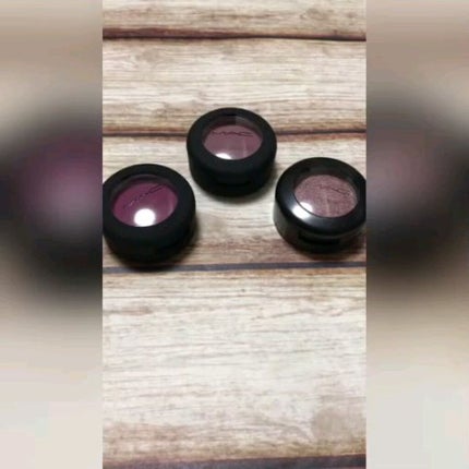 パウダー キス アイシャドウ/M・A・C/単色アイシャドウの人気ショート動画