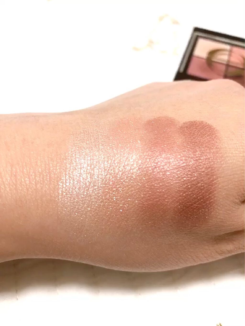 リアルクローズシャドウ/excel/アイシャドウパレットを使ったクチコミ（3枚目）