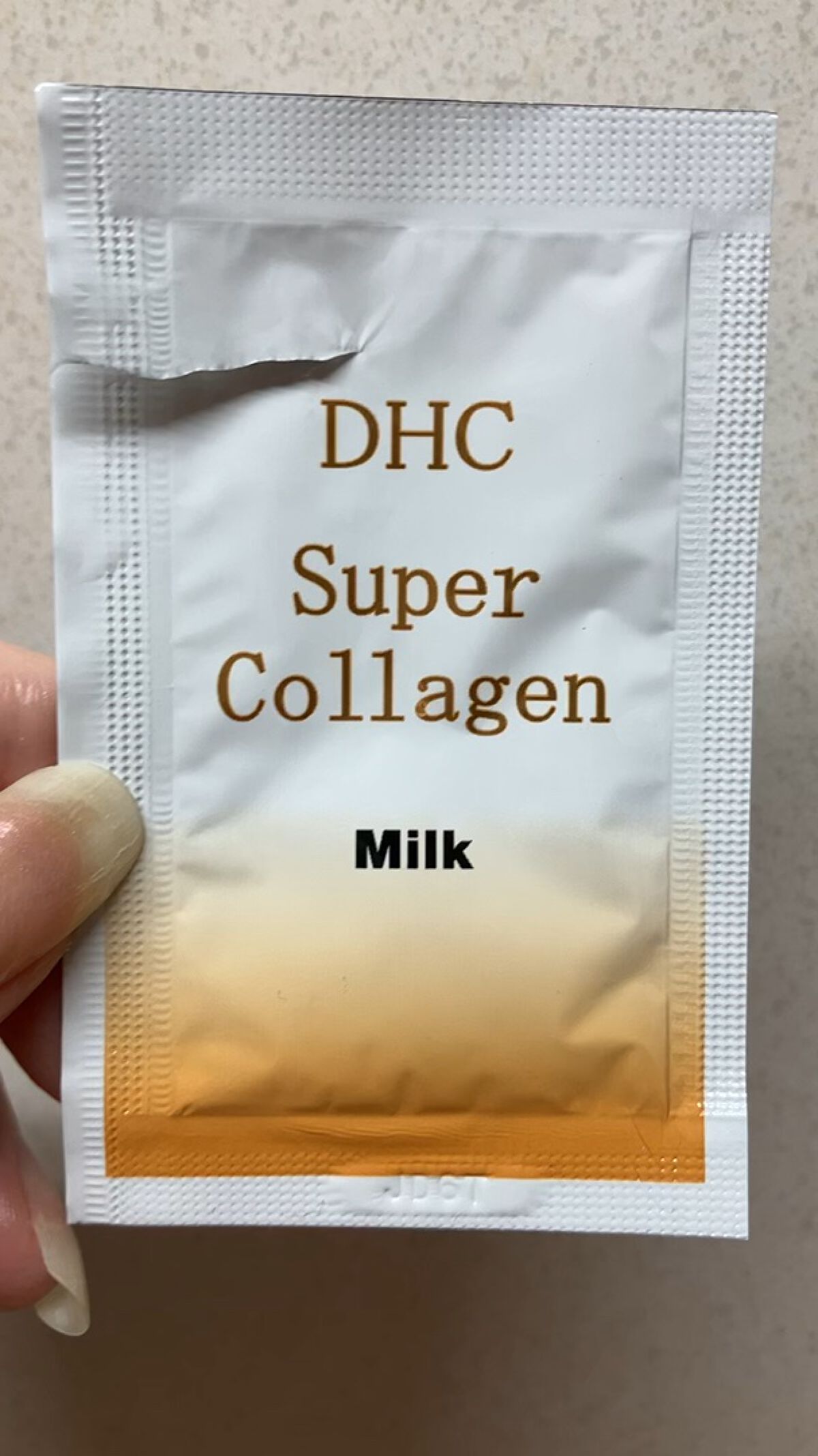 DHC スーパーコラーゲン ミルクのクチコミ「DHC🤎スーパーコラーゲン ミルク

スーパーコラーゲンの乳液！
みずみずしくて使用感良かった.....」（1枚目）