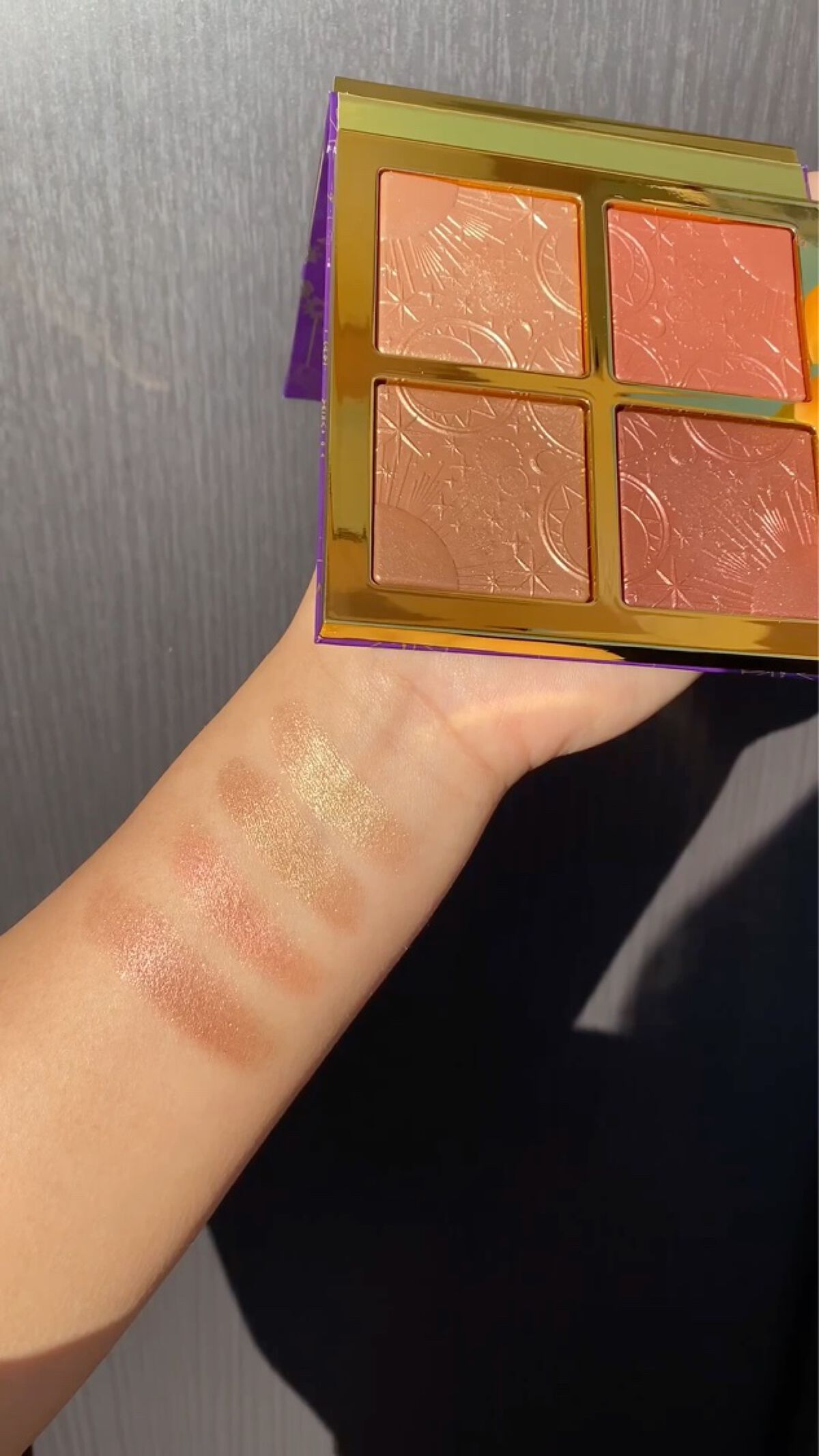 エクストラ ディメンション × 4 M·A·C MAGNIFICENT MOON/M・A・C/アイシャドウパレットを使ったクチコミ（2枚目）