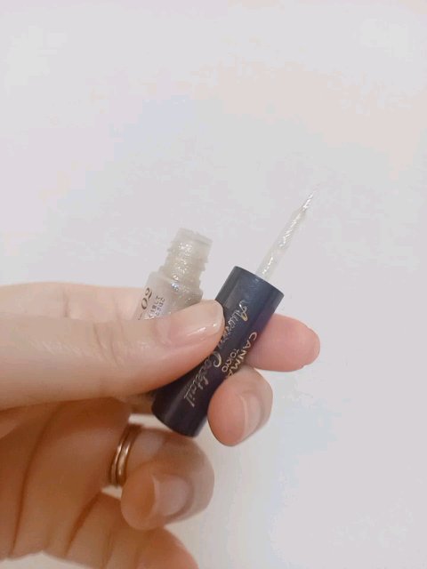 オーロラカクテルグリッター/キャンメイク/アイシャドウの人気ショート動画