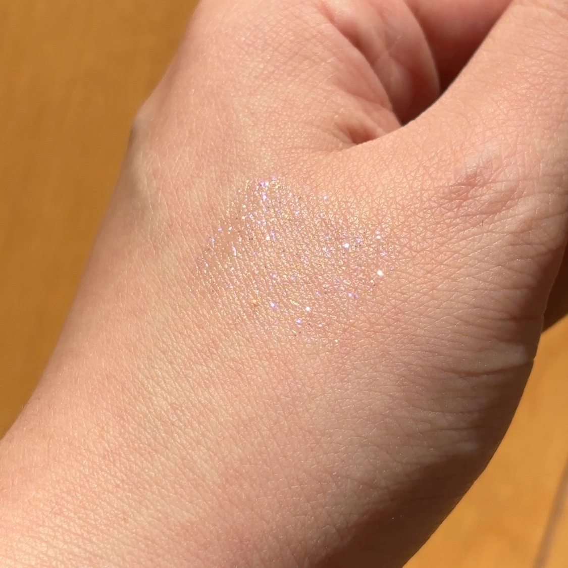 ジルスチュアート　アイダイヤモンド グリマー 01 rose glitz/JILL STUART/グリッターを使ったクチコミ（2枚目）