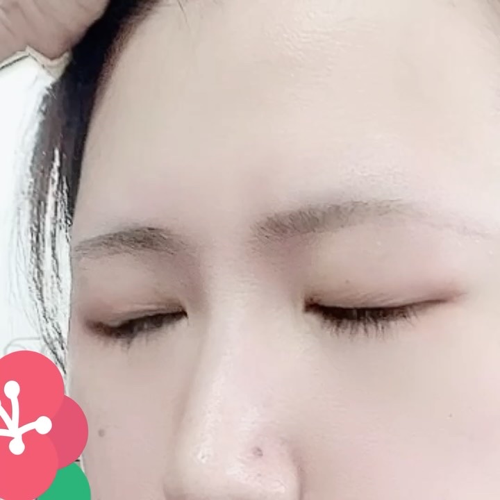 キープアイブロウ/ラッシュグランディール/眉ティントの動画クチコミ1つ目