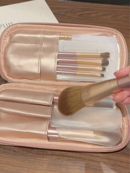 ブラックメイクブラシ8本セット-Dawnシリーズ/SIXPLUS/メイクブラシを使ったクチコミ(2枚目)