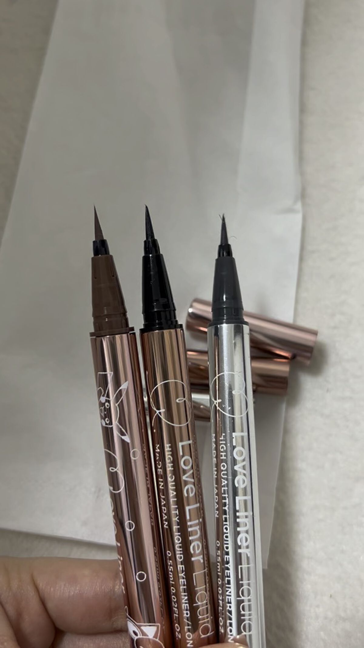 ラブ・ライナー リキッドアイライナー R3P ポケモンデザイン/ラブ・ライナー/リキッドアイライナーの動画クチコミ4つ目