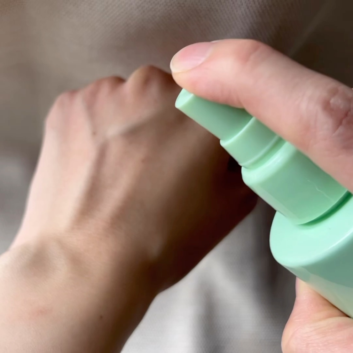  AA CALMING FOG MIST/Shangpree/ミスト状化粧水の動画クチコミ3つ目