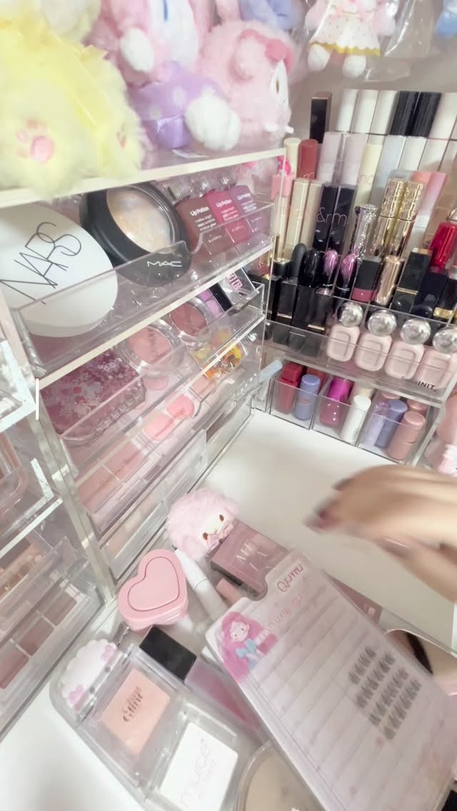 GLOWY CREAM BLUSH/AOU/ジェル・クリームチークの動画クチコミ3つ目