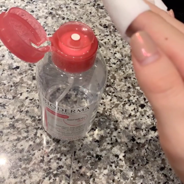 サンシビオ エイチツーオー D/ビオデルマ/クレンジングウォーターを使ったクチコミ(2枚目)