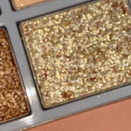 シャンデリアエディション(アイシャドウ/リップグロス)/espoir/メイクアップキットの人気ショート動画