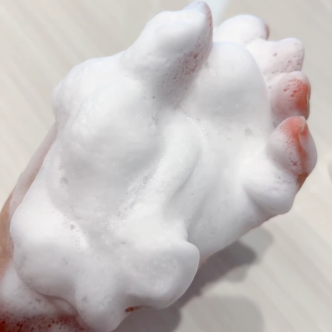 ビーガンビーズクレンジングフォーム/MAKE9/クレンジングクリームの動画クチコミ4つ目