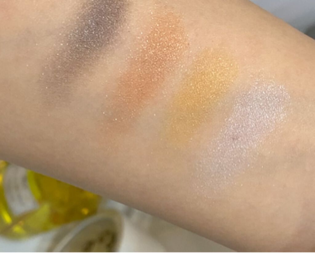 ミネラルクラッシィシャドー/エトヴォス/アイシャドウパレットを使ったクチコミ（2枚目）