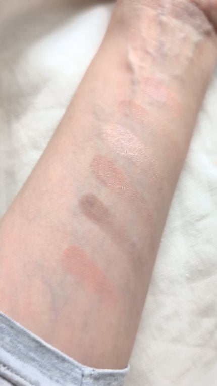 ソフトシアーマルチパレット/wakemake/アイシャドウパレットの人気ショート動画