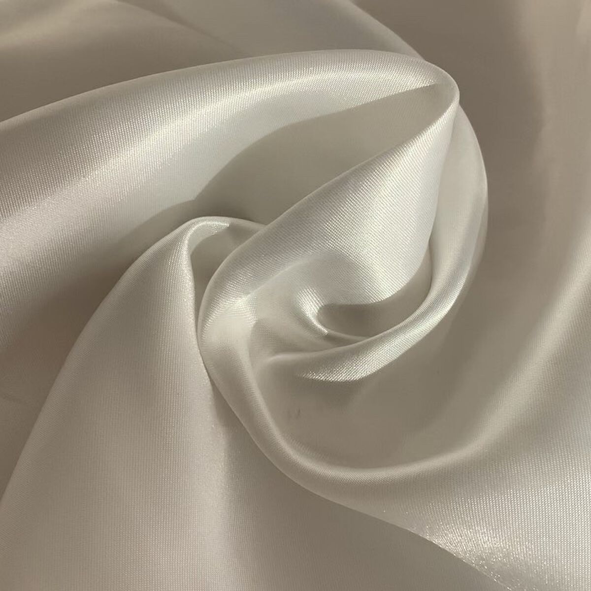 潤静 美容液 /MuKu/美容液の動画クチコミ3つ目