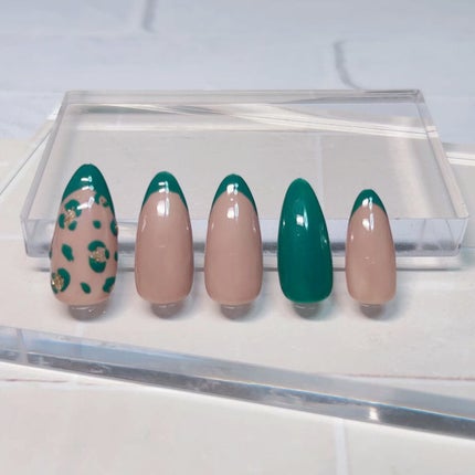 ジェルネイル(ライト対応)/セリア/ジェルネイルの人気ショート動画