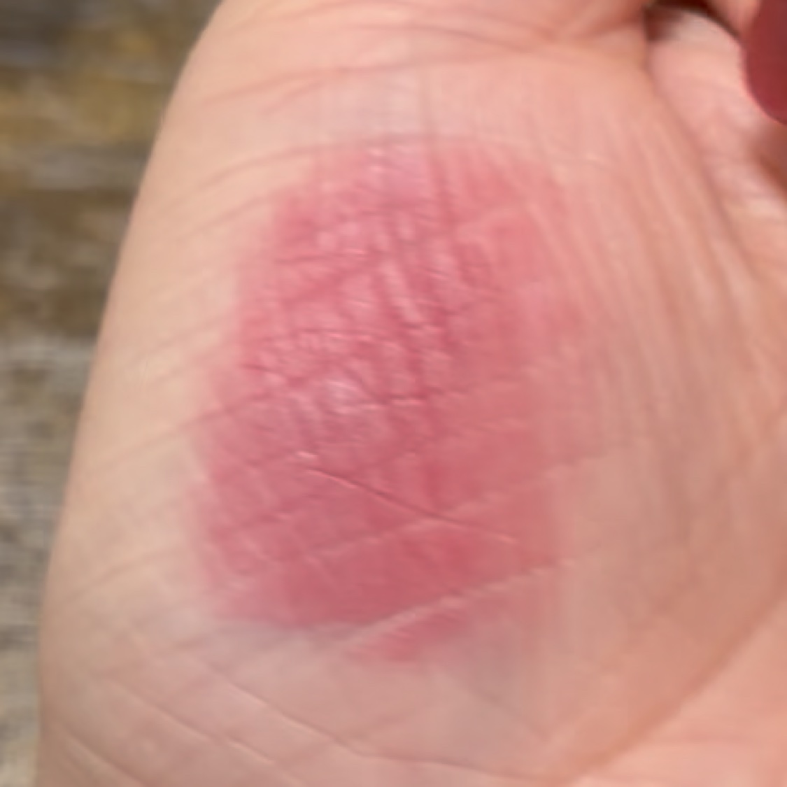 パウダーブラー リップスティック/INGA/口紅を使ったクチコミ（3枚目）