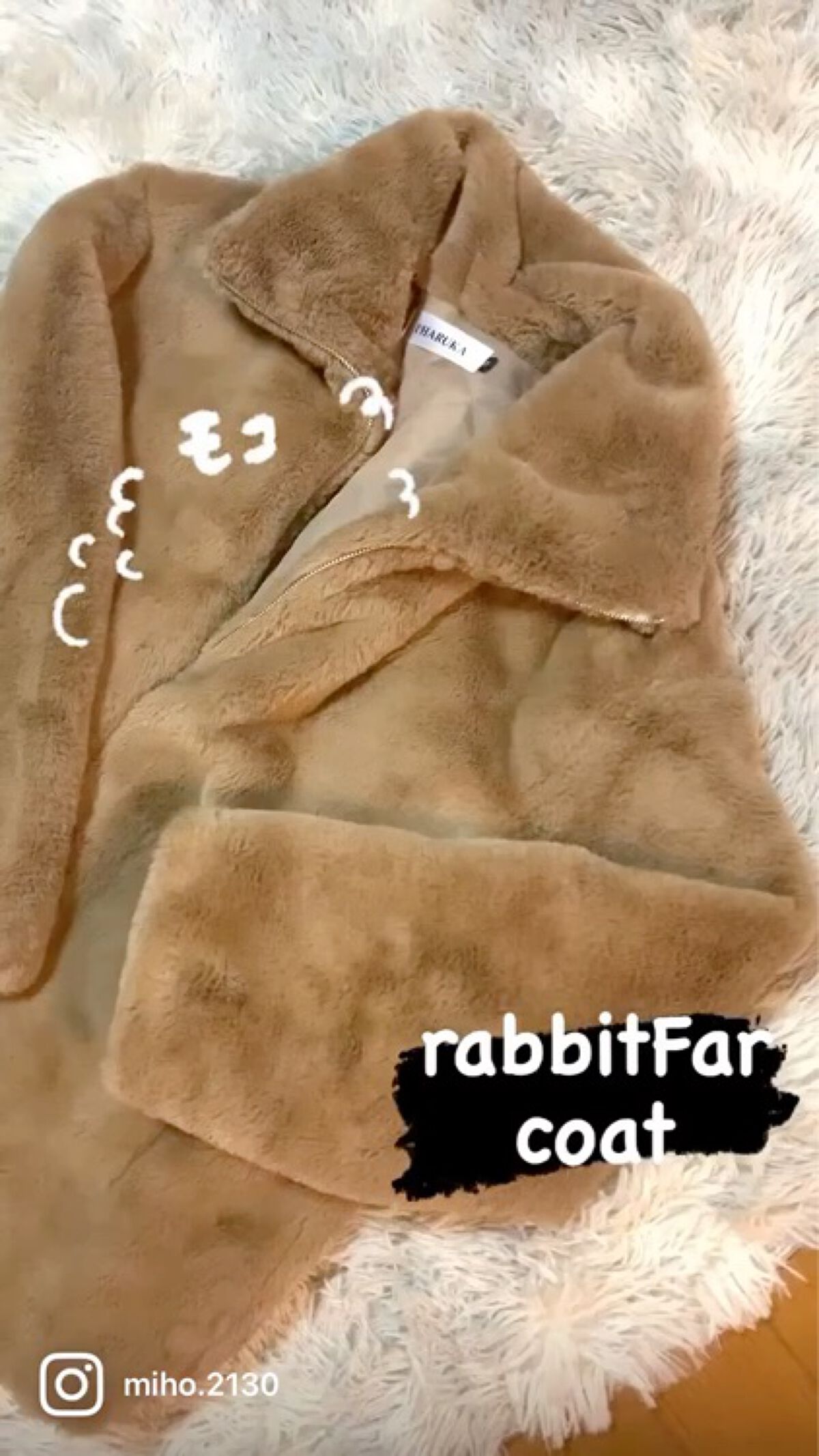 とろふわラビットエコファー ファーコート 🐰
あったかくてサイコーすぎる🥰🥰
色違いも欲しい✨️

女性らしい魅力と可愛さを演出でき、暖かさと防寒性も叶える大活躍の一枚オシャレ感もあり、キレイめからカジュアルまで💕︎💕︎

155