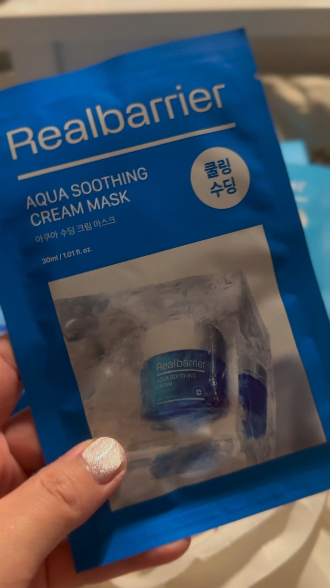 アクアスージングクリームマスク/Real Barrier/シートマスク・パックの動画クチコミ1つ目