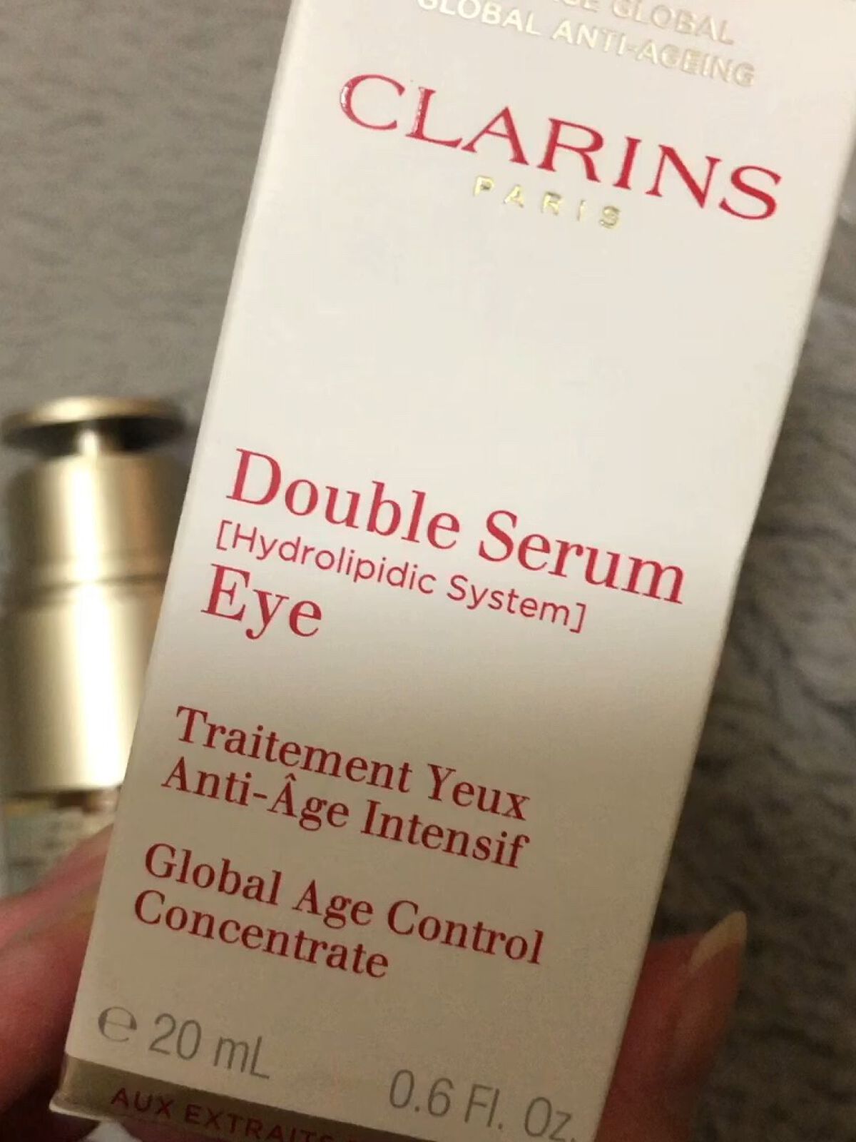 ダブル セーラム アイ/CLARINS/アイケア・アイクリームの人気ショート動画