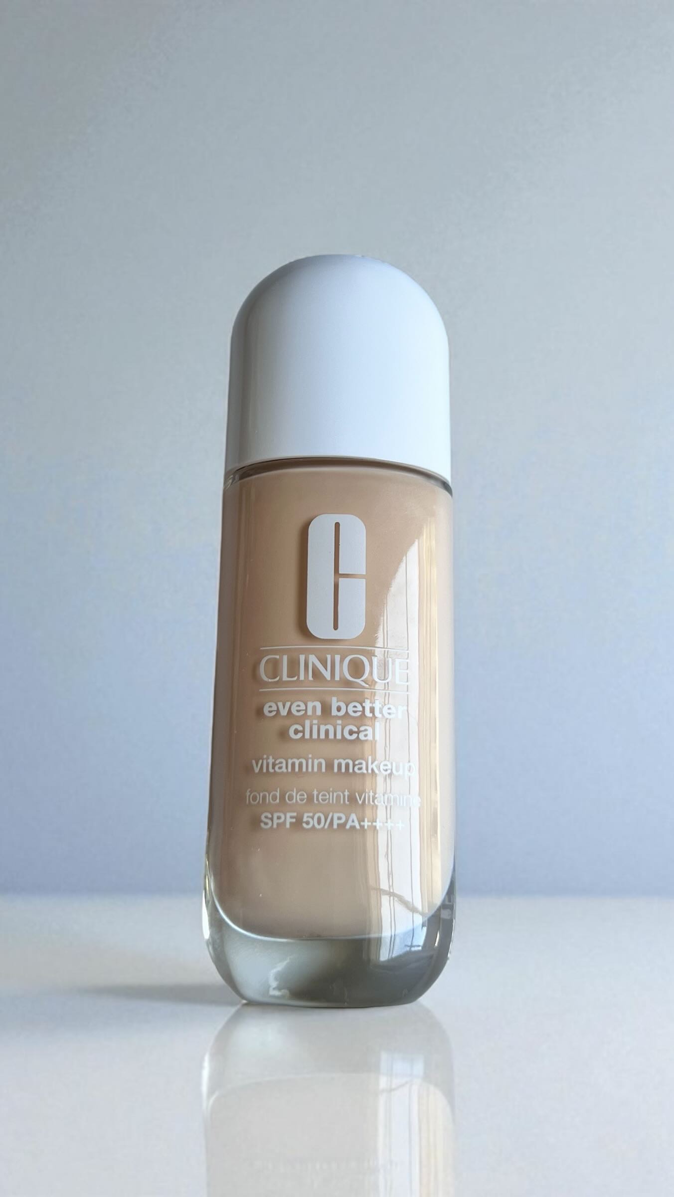 イーブン ベター メイクアップ  V ファンデーション 50/CLINIQUE/リキッドファンデーションの人気ショート動画