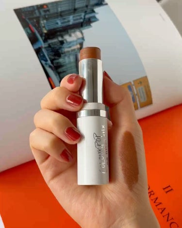 ColourPop  ノーフィルター ファンデーション スティックスのクチコミ「【海外ガールのような日焼け肌を作りたい🌞🏖】
てことで、お気に入りのブロンザーを３つ紹介します.....」（2枚目）