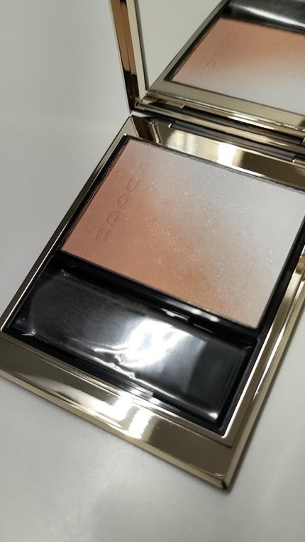 ブラーリング カラー ブラッシュ/SUQQU/パウダーチークの人気ショート動画