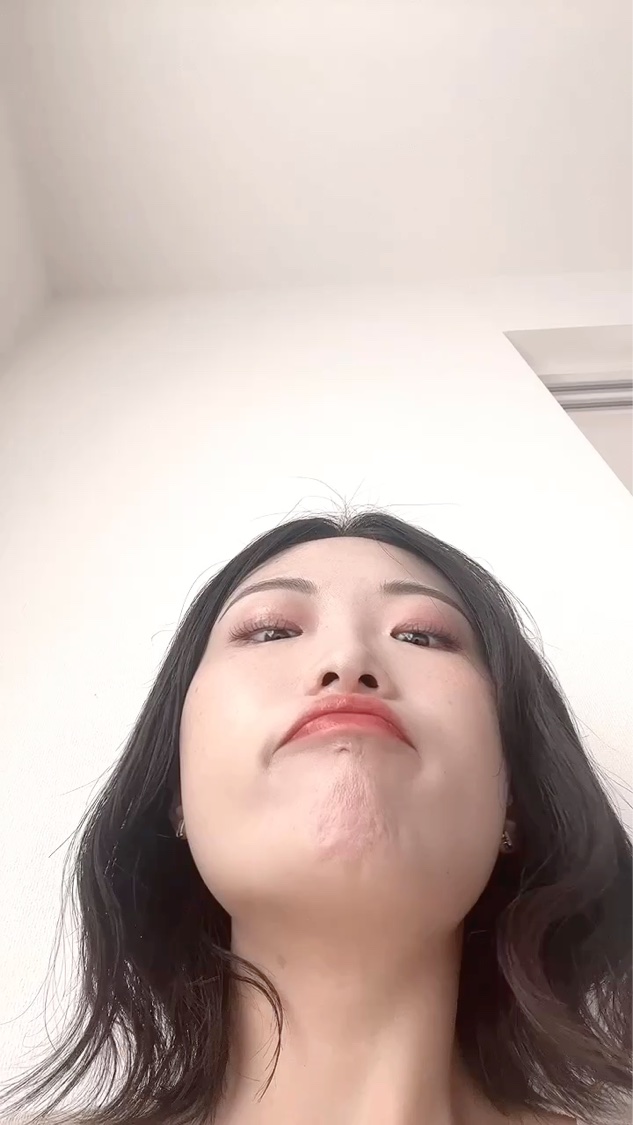 ハイブリッドフィルム/アイトーク/二重まぶた用アイテムの動画クチコミ1つ目