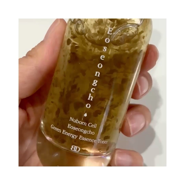 [ブランドゥブ] ヌボンセル ドクダミグリーンエナジーエッセンストナー/BLANC DUBU/化粧水の動画クチコミ2つ目