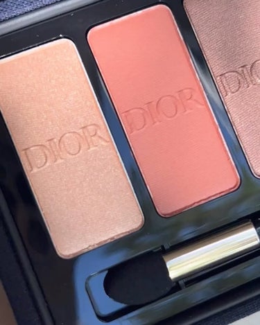 Dior エクラン クチュール アイ パレットのクチコミ「思ってたのと違った、、


DIORのコフレ✨エクラン クチュール アイパレット
のご紹介。
.....」（3枚目）