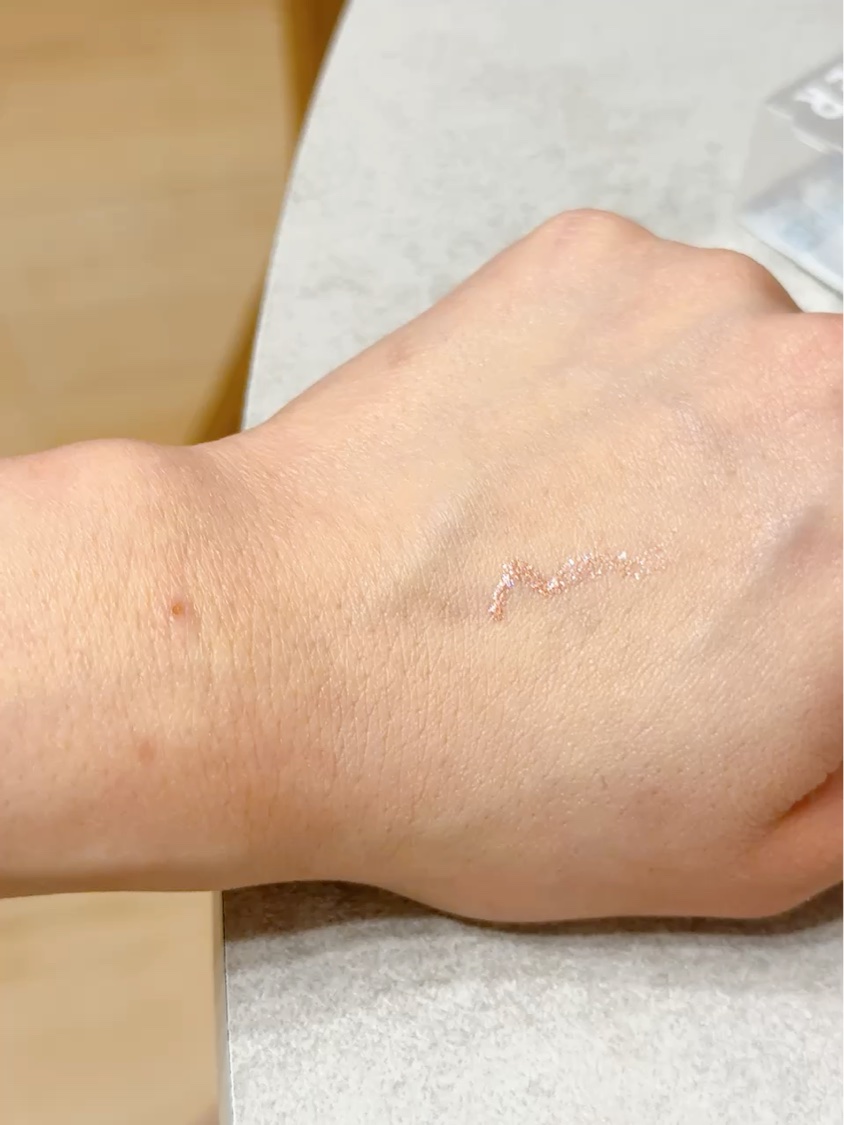 グリッターライナー/Kirei&co./グリッターを使ったクチコミ（3枚目）