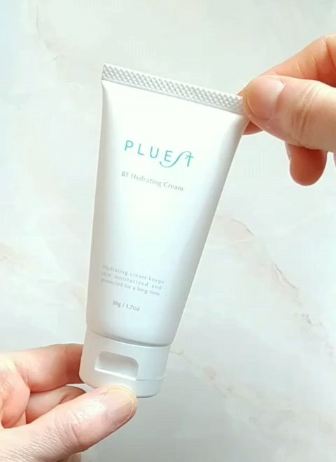 RF ハイドレーティングクリーム/PLUEST/フェイスクリームを使ったクチコミ（1枚目）