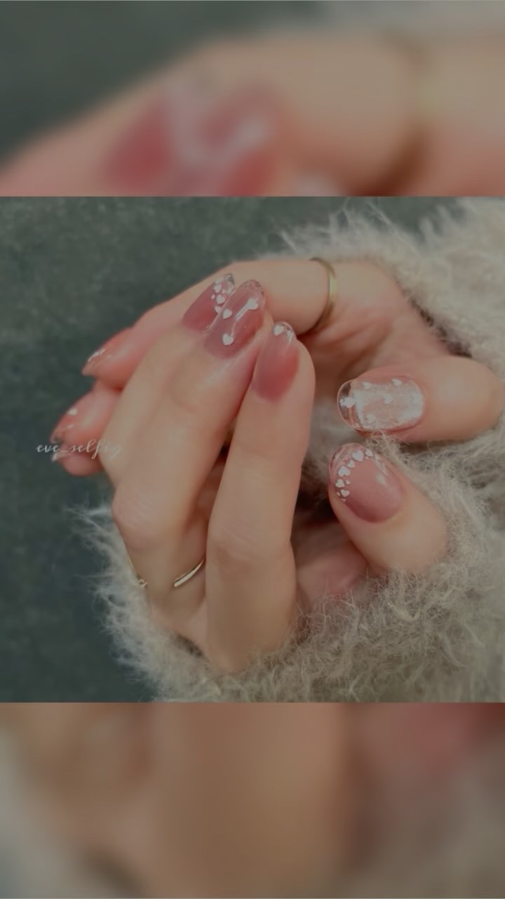 #セルフネイル,#マグネットネイル,#ハートネイル,#バレンタインネイル,#クリアフレンチネイルのネイルデザイン