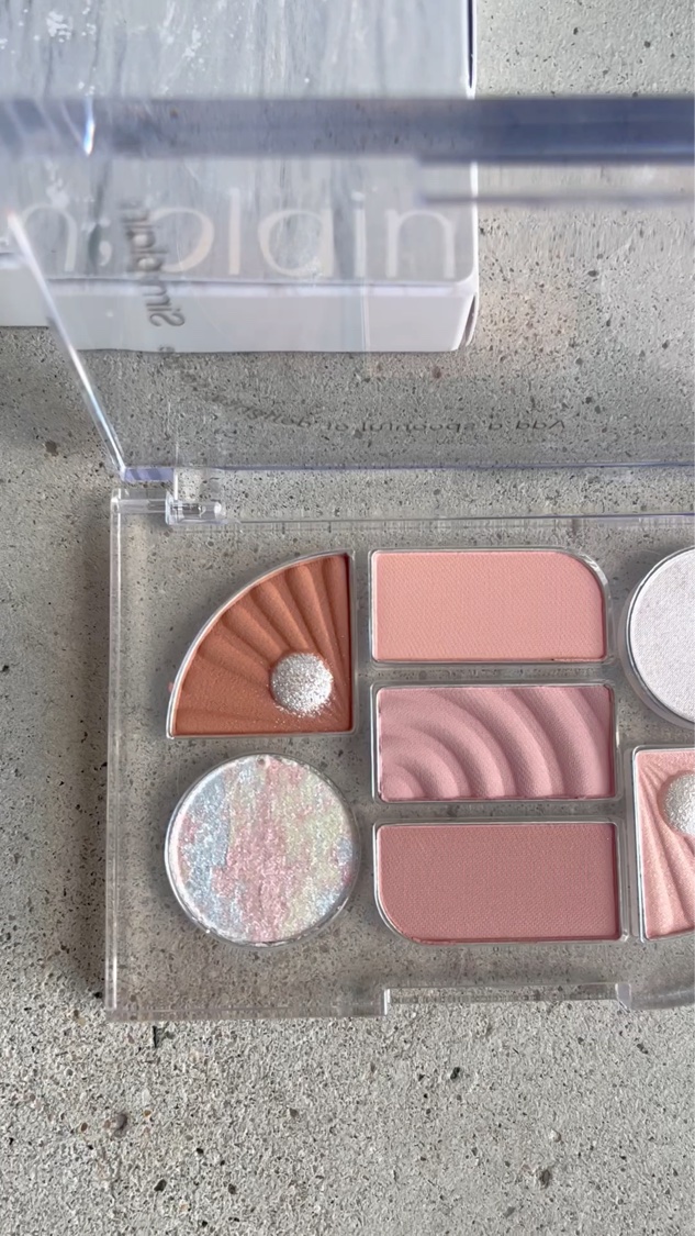 シンプレイン アイパレット 04 パーリーグロウ/Sim;plain/アイシャドウパレットを使ったクチコミ（3枚目）