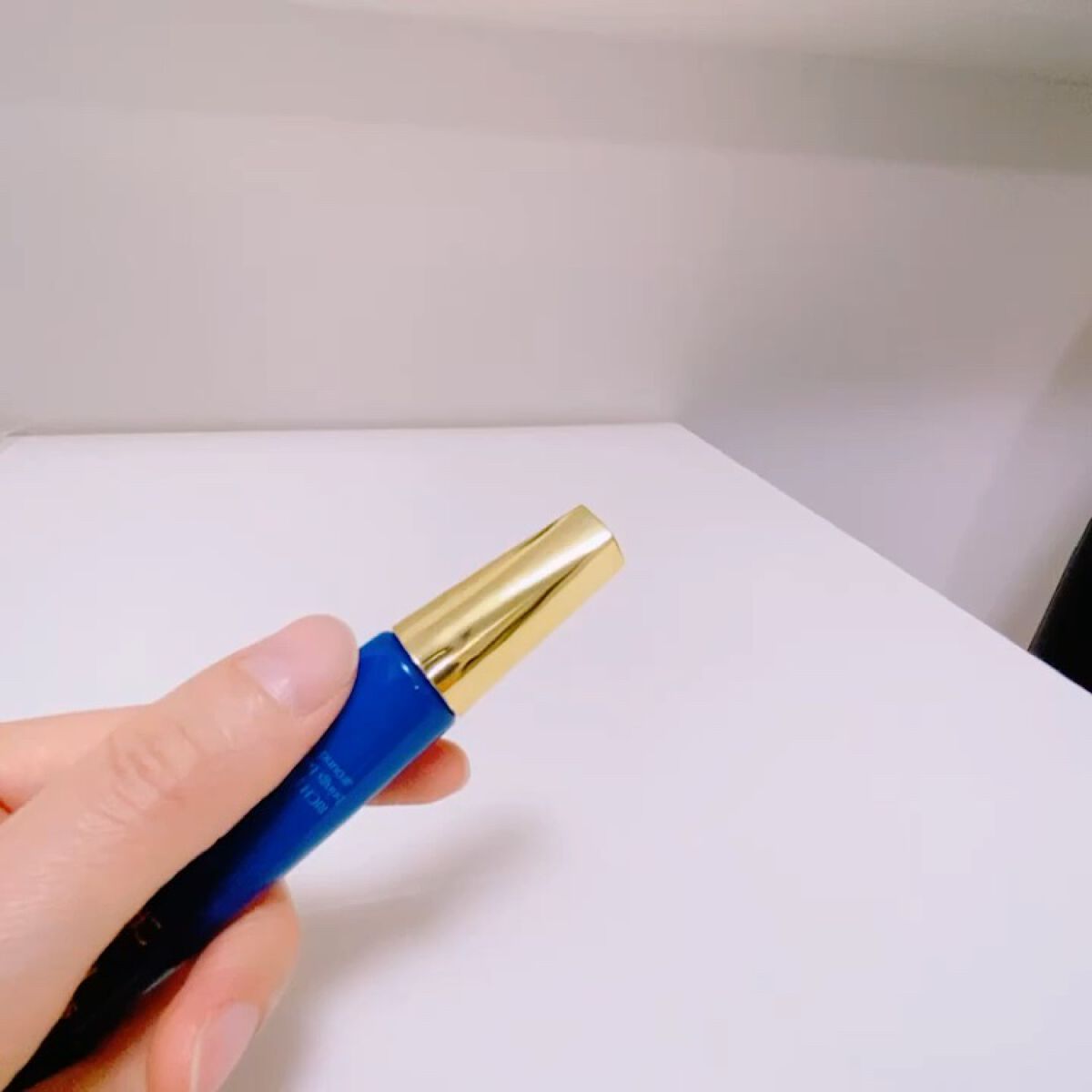 スピラコレッタ リッチアイクリーム/日本ライフ製薬/アイケア・アイクリームの動画クチコミ2つ目