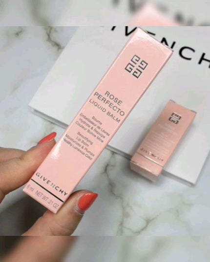 ローズ・パーフェクト/GIVENCHY/リップバームの人気ショート動画